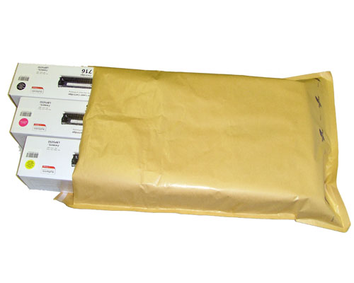 FeatherpostBags Gold Bubble Lined Envelope Size L 